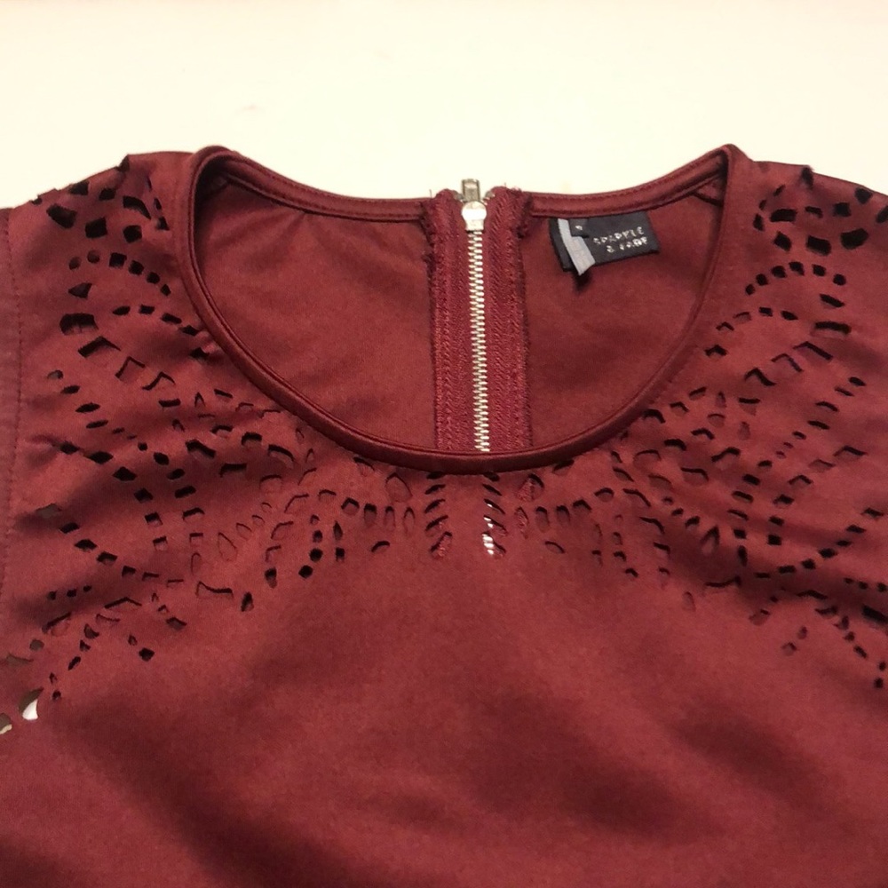 Urban Outfitters Maroon Crop Top - Picture 3 of 7